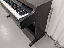 Load image into Gallery viewer, Yamaha Clavinova CLP-820 Digital Piano in dark rosewood stock nr 24250