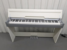 Load image into Gallery viewer, Thomann Digital Piano DP-33 in satin white stock number 24245
