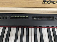 Load image into Gallery viewer, Roland HP-204 Premium Digital Piano light oak (white ash) Stock nr 24260