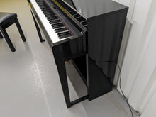 Load image into Gallery viewer, Yamaha Clavinova CLP-430PE in polished ebony glossy black + stool stock nr 24262