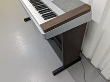 Load image into Gallery viewer, Yamaha DGX-640 rosewood portable grand piano keyboard 3 pedals stock #24261