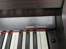 Load image into Gallery viewer, Yamaha Clavinova CLP-910 Digital Piano in rosewood, weighted keys stock nr 24278