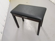 Load image into Gallery viewer, Yamaha Arius YDP-162 Digital Piano in rosewood, clavinova keyboard stock # 25001