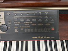Load image into Gallery viewer, Yamaha Clavinova CVP-206 piano arranger in mahogany finish stock nr 24324