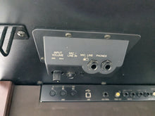 Load image into Gallery viewer, Yamaha Clavinova CVP-206 piano arranger in mahogany finish stock nr 24324