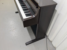 Load image into Gallery viewer, YAMAHA CLAVINOVA CLP-880 high end Digital Piano in dark rosewood Stock nr 24248