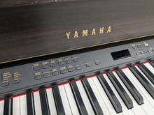 Load image into Gallery viewer, YAMAHA CLAVINOVA CLP-880 high end Digital Piano in dark rosewood Stock nr 24248