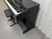 Load image into Gallery viewer, Yamaha Clavinova CVP-202 Digital Piano arranger Full Size 88 keys stock nr 24344