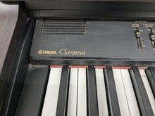 Load image into Gallery viewer, Yamaha Clavinova CVP-202 Digital Piano arranger Full Size 88 keys stock nr 24344
