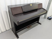 Load image into Gallery viewer, Yamaha Clavinova CLP-970 Digital Piano in dark rosewood stock nr 24355
