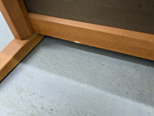 Load image into Gallery viewer, Yamaha Clavinova CLP-950 Digital Piano and stool in cherry wood finish stock nr 24357