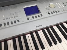 Load image into Gallery viewer, Yamaha DGX-640 rosewood portable grand piano keyboard 3 pedals stock #24373