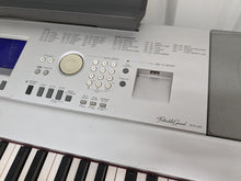 Load image into Gallery viewer, Yamaha DGX-640 rosewood portable grand piano keyboard 3 pedals stock #24373