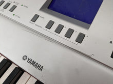 Load image into Gallery viewer, Yamaha DGX-640 rosewood portable grand piano keyboard 3 pedals stock #24373