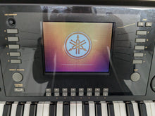 Load image into Gallery viewer, Yamaha Clavinova CVP-305 Digital Piano arranger + stool in mahogany stock #24375
