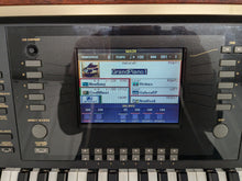 Load image into Gallery viewer, Yamaha Clavinova CVP-305 Digital Piano arranger + stool in mahogany stock #24375