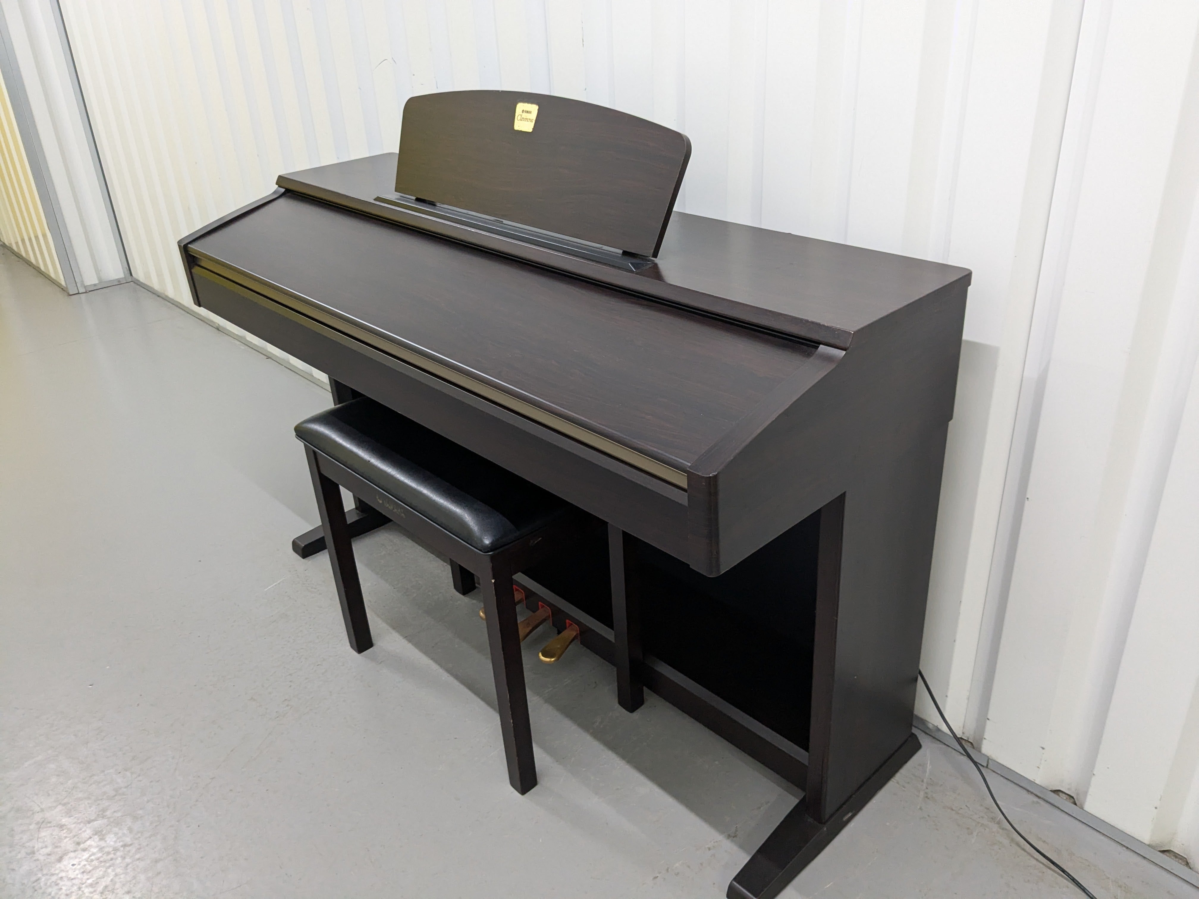 ヤマハ Yamaha Clavinova CLP-120 ピアノ　【椅子】 ヤマハ Yamaha Clavinova CLP-120 ピアノ 【椅子】 Yamaha