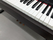Load image into Gallery viewer, Yamaha Clavinova CLP-330 Digital Piano in dark rosewood finish stock nr 24387
