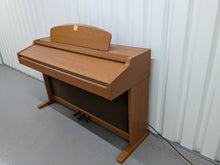Load image into Gallery viewer, Yamaha Clavinova CLP-950 Digital Piano in cherry wood finish stock nr 24423
