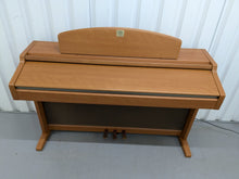 Load image into Gallery viewer, Yamaha Clavinova CLP-950 Digital Piano in cherry wood finish stock nr 24423
