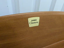 Load image into Gallery viewer, Yamaha Clavinova CLP-950 Digital Piano in cherry wood finish stock nr 24423