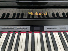 Load image into Gallery viewer, Roland HP506 Digital Piano glossy black wooden action keys + stool Stock nr 24443