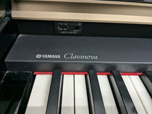 Load image into Gallery viewer, YAMAHA CLAVINOVA CLP-370PE DIGITAL PIANO + STOOL IN GLOSSY BLACK stock nr 24488