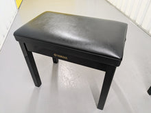 Load image into Gallery viewer, YAMAHA CLAVINOVA CLP-370PE DIGITAL PIANO + STOOL IN GLOSSY BLACK stock nr 24488