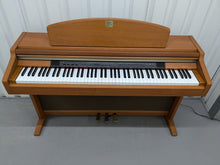 Load image into Gallery viewer, Yamaha Clavinova CLP-950 Digital Piano in cherry wood finish stock nr 24571