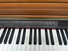 Load image into Gallery viewer, Yamaha Clavinova CLP-950 Digital Piano in cherry wood finish stock nr 24571
