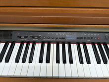 Load image into Gallery viewer, Yamaha Clavinova CLP-950 Digital Piano in cherry wood finish stock nr 24571