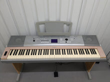 Load image into Gallery viewer, Yamaha DGX-620 88 Key Weighted Keys Portable Grand + stand + pedal stock #24581