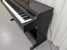 Load image into Gallery viewer, Yamaha Clavinova CLP-820 Digital Piano in dark rosewood stock nr 24585