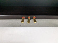 Load image into Gallery viewer, Yamaha Clavinova CLP-470 in dark rosewood with wooden keys action + stool stock no 24597