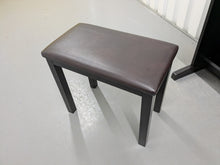 Load image into Gallery viewer, Yamaha Arius YDP-162 Digital Piano in rosewood, clavinova keyboard stock # 25053