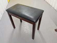 Load image into Gallery viewer, Yamaha Clavinova CLP-950 Digital Piano and stool in mahogany stock nr 25056