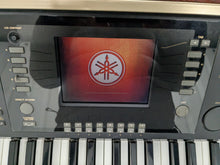 Load image into Gallery viewer, Yamaha Clavinova CVP-305 Digital Piano arranger + stool in mahogany stock #25093