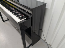 Load image into Gallery viewer, Yamaha Clavinova CLP-535 CLP-535PE Digital Piano in gloss black stock # 25101