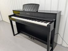 Load image into Gallery viewer, Yamaha Clavinova CLP-535 CLP-535PE Digital Piano in gloss black stock # 25101