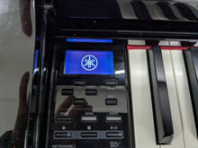 Load image into Gallery viewer, Yamaha Clavinova CLP-535 CLP-535PE Digital Piano in gloss black stock # 25101