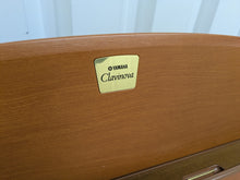 Load image into Gallery viewer, Yamaha Clavinova CVP-305 Digital Piano arranger in cherry wood stock #25147