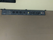 Load image into Gallery viewer, Yamaha Clavinova CVP-305 Digital Piano arranger in cherry wood stock #25147