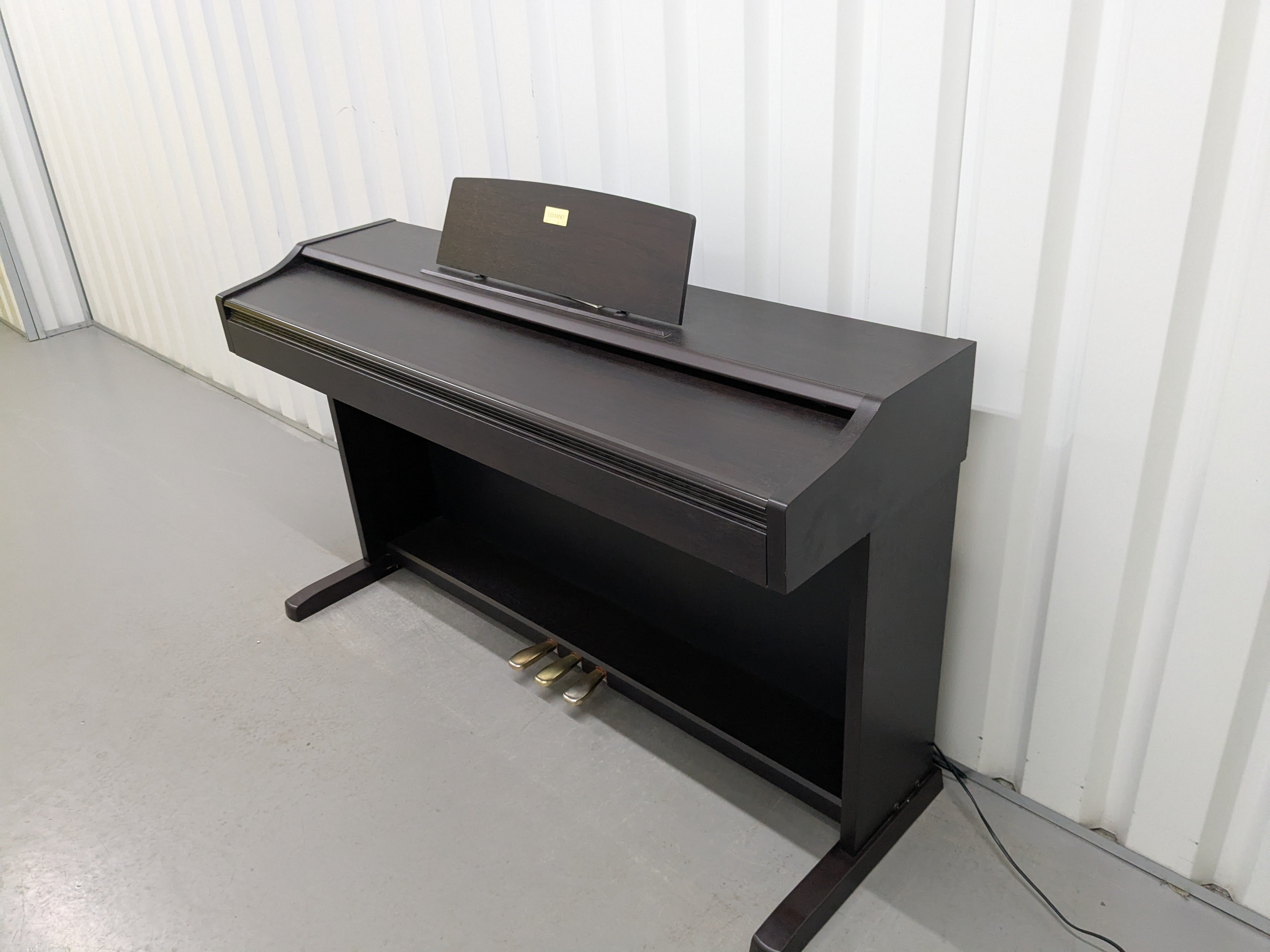 Casio Celviano AP-33 Digital Piano in rosewood, weighted keys