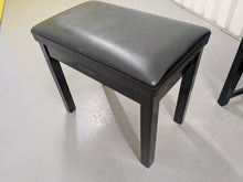 Load image into Gallery viewer, YAMAHA CLAVINOVA CLP-370PE DIGITAL PIANO + STOOL IN GLOSSY BLACK stock nr 25171
