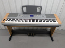 Load image into Gallery viewer, Yamaha DGX-640 88 Key Weighted Keys Portable Grand, stand, 3 pedals stock # 25196