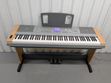 Load image into Gallery viewer, Yamaha DGX-640 88 Key Weighted Keys Portable Grand, stand, 3 pedals stock # 25196