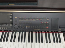 Load image into Gallery viewer, YAMAHA CLAVINOVA CVP-307 DIGITAL PIANO ARRANGER IN DARK ROSEWOOD STOCK #25191