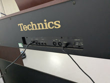 Load image into Gallery viewer, TECHNICS SX-PX552 DIGITAL PIANO IN MAHOGANY stock number 25200