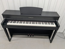Load image into Gallery viewer, Yamaha Clavinova CLP-535 digital piano in satin black finish stock # 25276