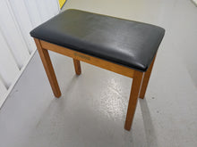 Load image into Gallery viewer, Yamaha Clavinova CVP-301 Digital Piano / arranger and stool cherry wood stock #25288